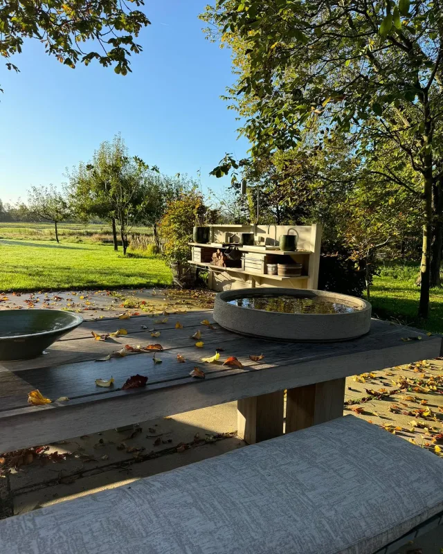 Autumn vibes are officially here 🍂🎃

#outdoorkitchen #autumn #outdoorliving