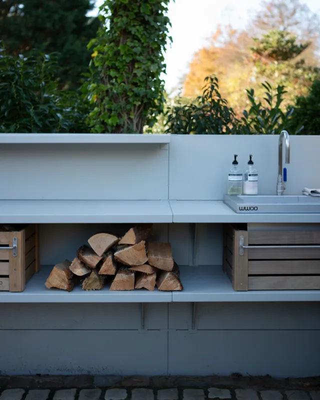 WWOO Outdoor Kitchen

#outdoorkitchen #livingoutdoor #winterbbq #biggreenegg #buitenkeuken